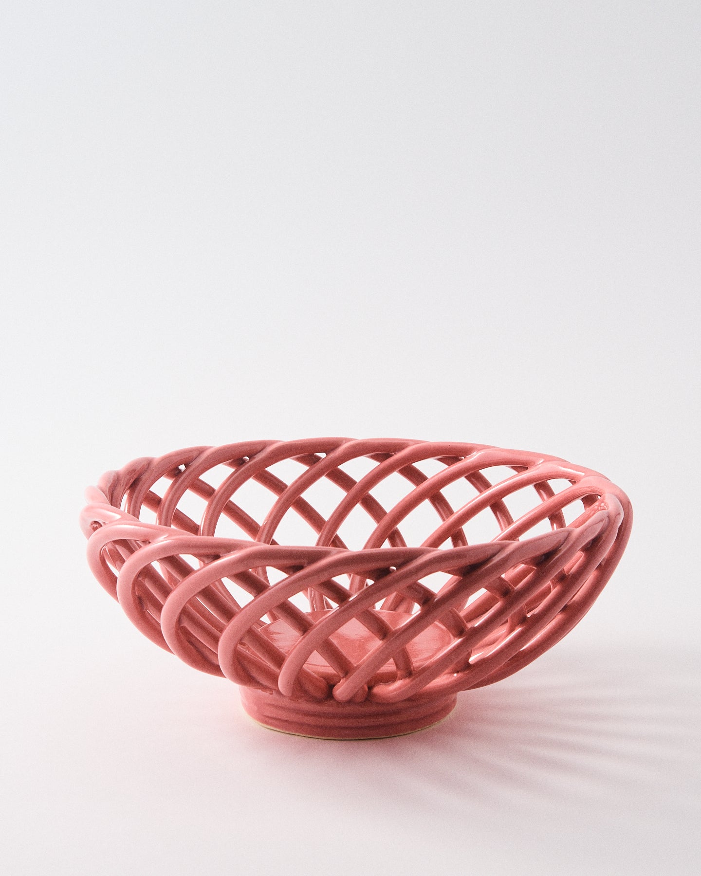 1960s Italian Ceramic Rose Pink Woven Bowl